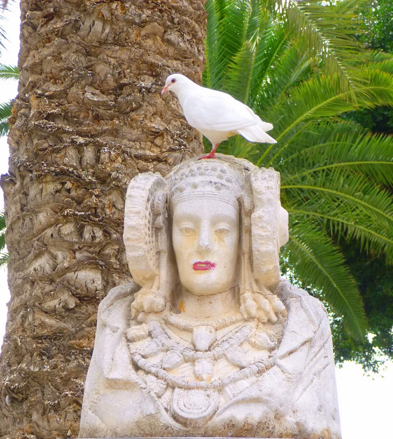 Parque de Elche de Benidorm junto al puerto y la Playa de Poniente