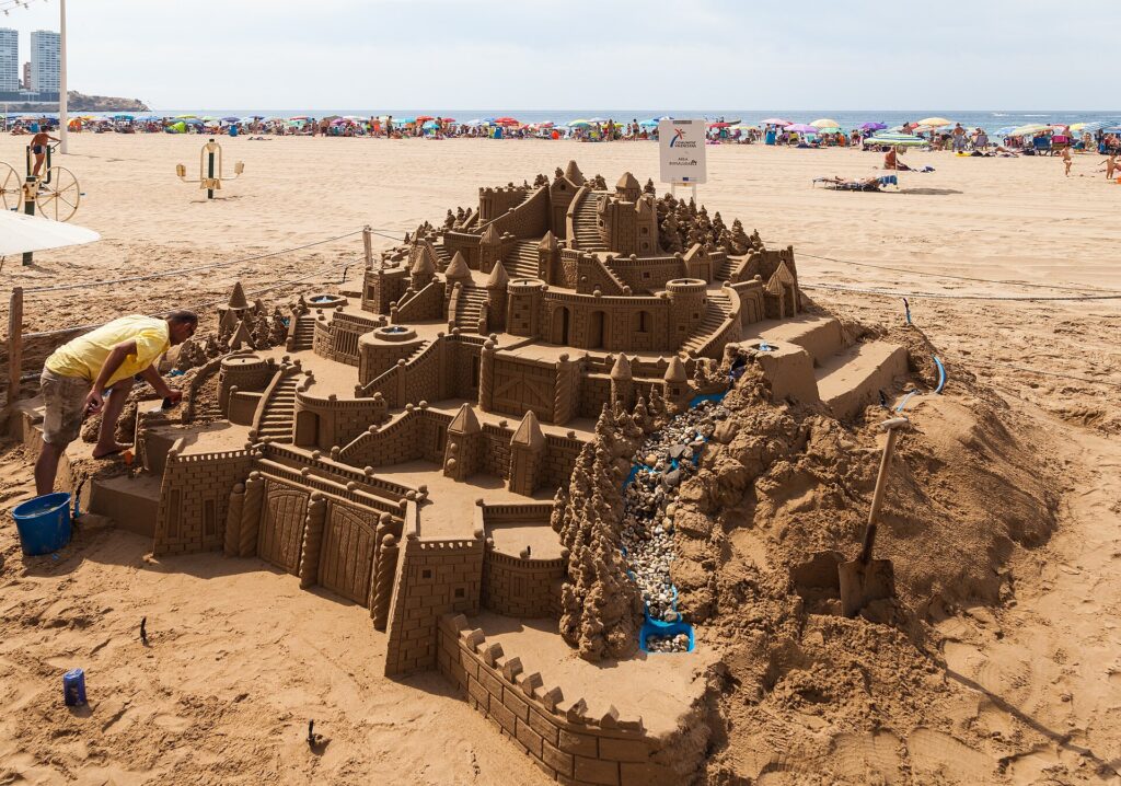 Panorámica urbana desde la Playa de Levante