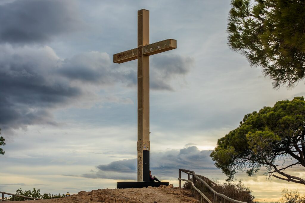 Cruz del mirador de Benidorm