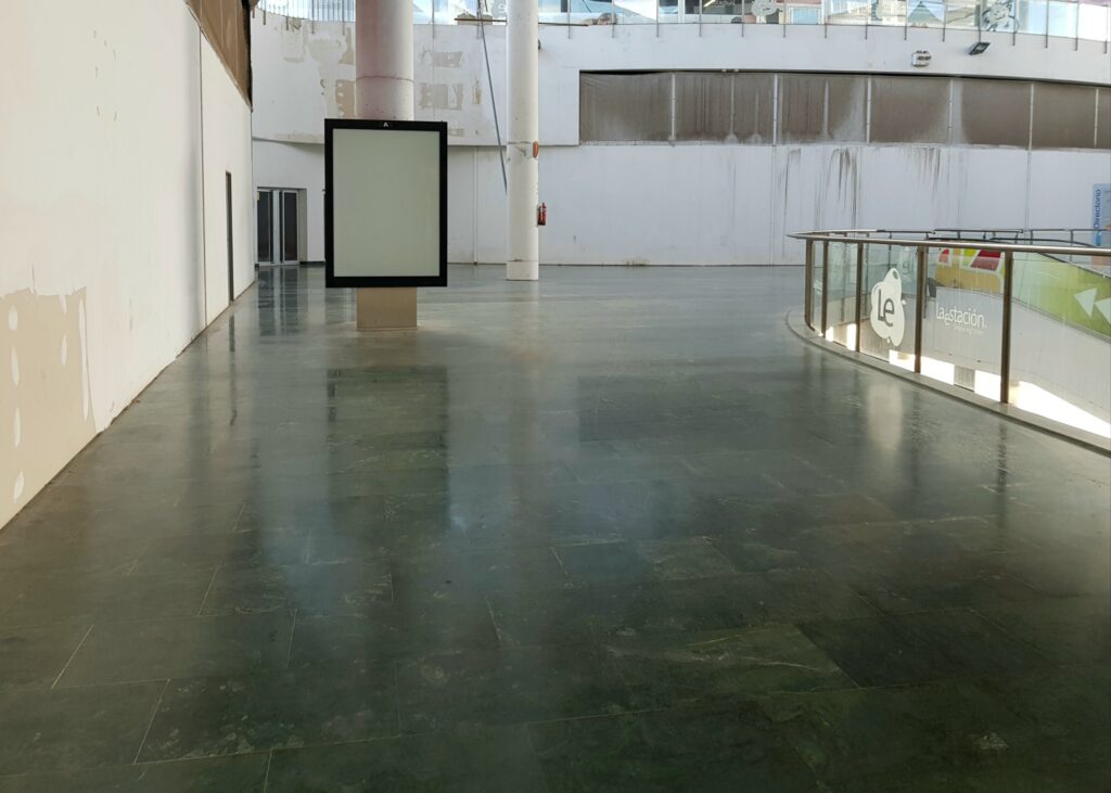 Interior de la Estación de Autobuses de Benidorm