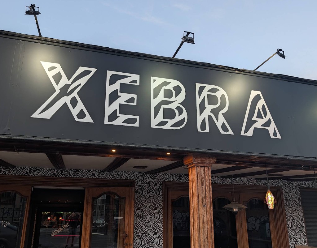 Xebra Lounge